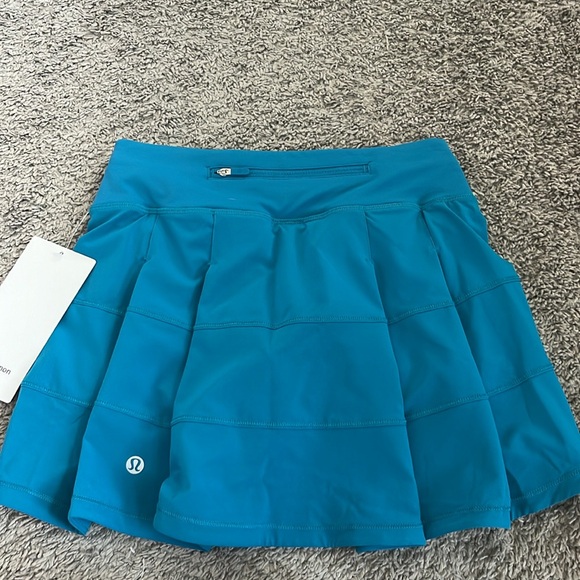 NWT- Lululemon Pace Rval Skirt - Picture 3 of 4